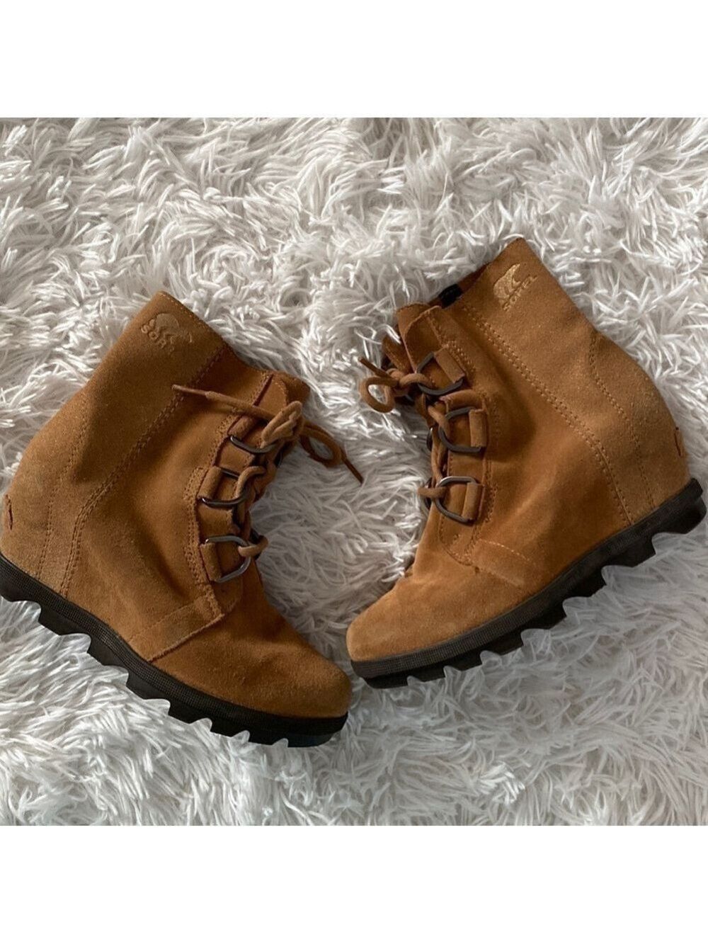 Sorel Joan of arc ll raw leather wedge boots